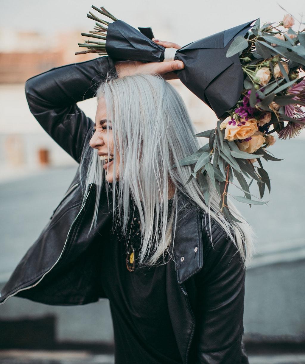 How to get silver grey hair - Smart Beauty Shop